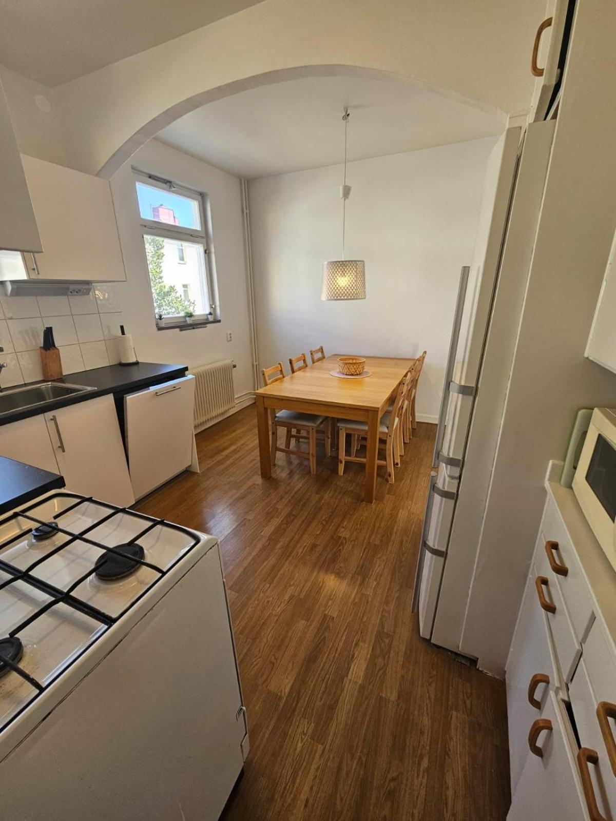 Apartamento Flatin Erbjuder Laegenheter I Soedra Estocolmo Exterior foto